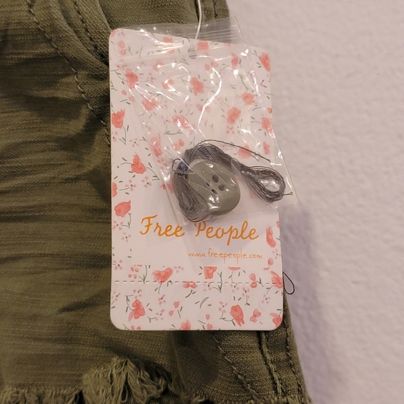 NWT Free People Army Green Shorts - Picture 6 of 7